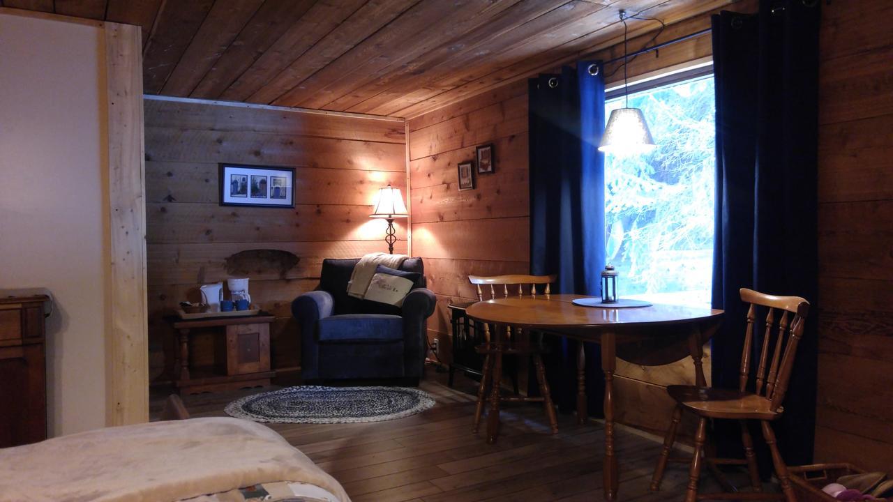 Wolfwood Guest Ranch Villa Clearwater Exteriör bild