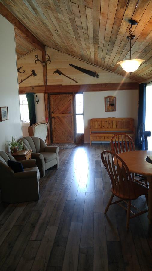 Wolfwood Guest Ranch Villa Clearwater Exteriör bild